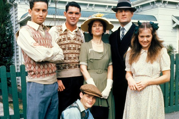 The cast of The Sullivans.