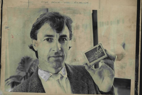 Peter Brock with his "Energy Polarizer" device.