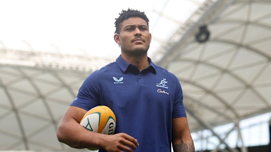 Miles Amatosero se apresentou no Allianz Stadium após ser convocado para o time dos Wallabies.