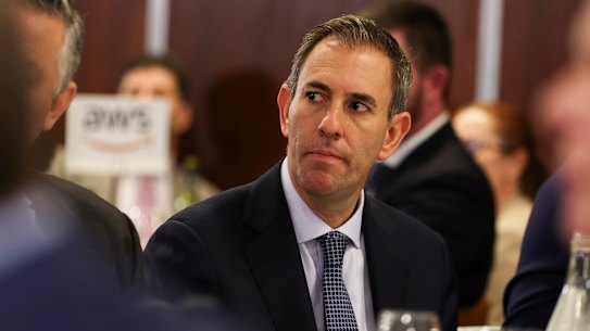 Jim Chalmers seeks to pass laws that will override two Federal Court rulings that went against the ATO last year.