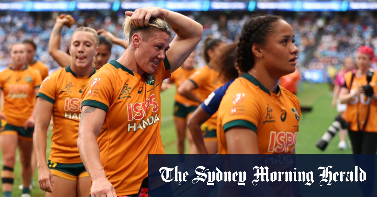 ‘How is that a yellow card?’: Aussie women suffer shock sevens quarter-final loss