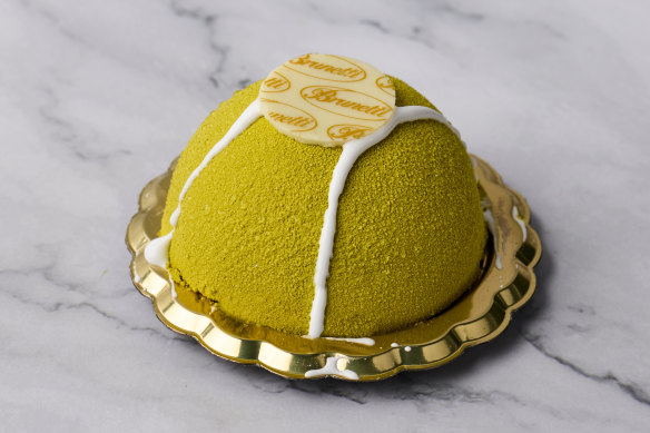 Brunetti’s salted caramel tennis ball dessert.