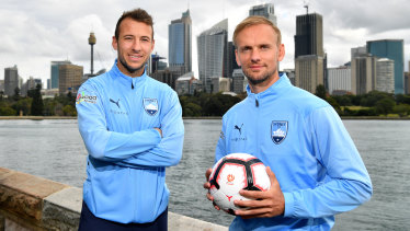 Sydney Fc Signs Siem De Jong Former English Premier League Midfielder Joins As Marquee