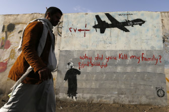 Graffiti denounces US drone strikes in Yemen, 2014.