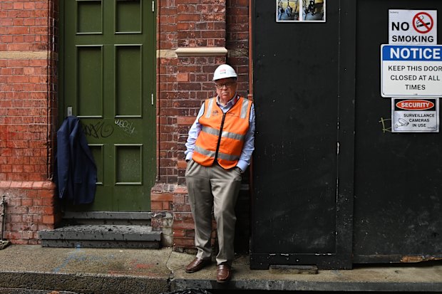Former Building Commissioner David Chandler said the number of dodgy qualifications would easily be in the thousands.