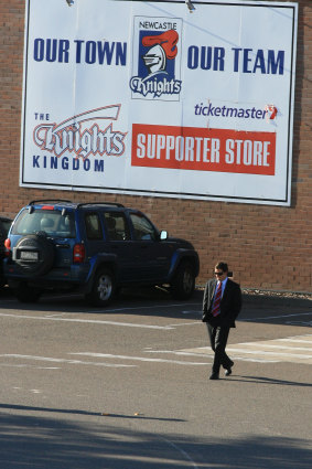 Andrew Johns head to his press conference at the Knights stadium to announce his retirement.