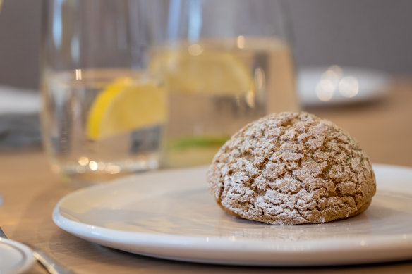 Choux bun filled with lemon verbena, white chocolate ganache and fig puree.