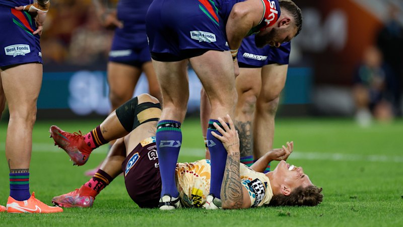 Walsh suffers World Cup blow as Warriors defeat Broncos with two injury incidents
