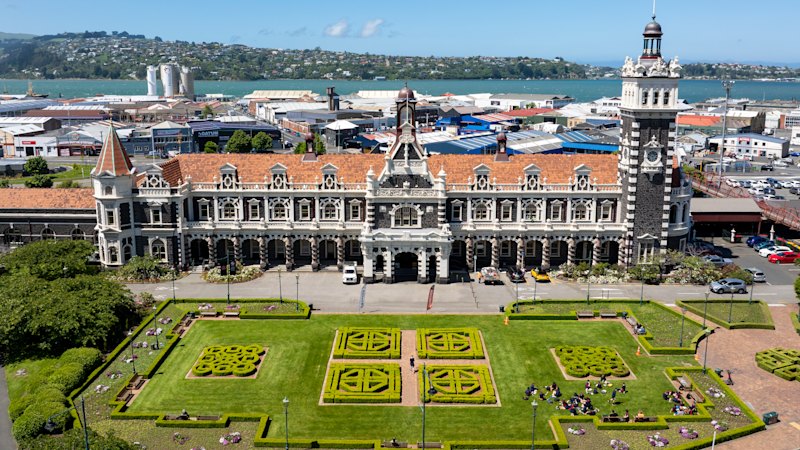 Dunedin's historic railway station remains underutilized despite upcoming rail revival (australia) — SMH