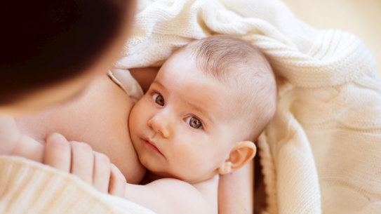 How breastfeeding helped me accept my postpartum body