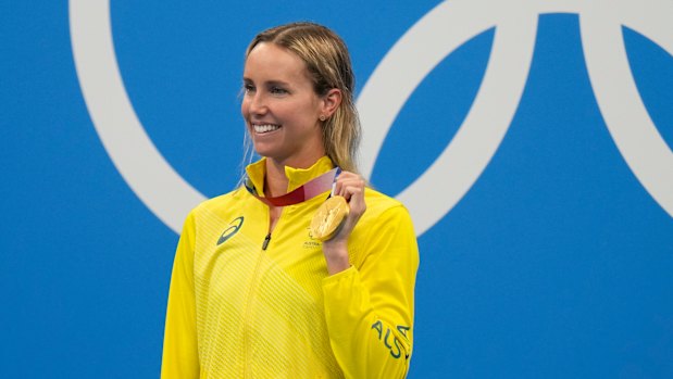 McKeon with her gold from the 100m freestyle. 