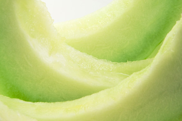 Honeydew melon contains potassium, which is linked to maintaining a healthy blood pressure.