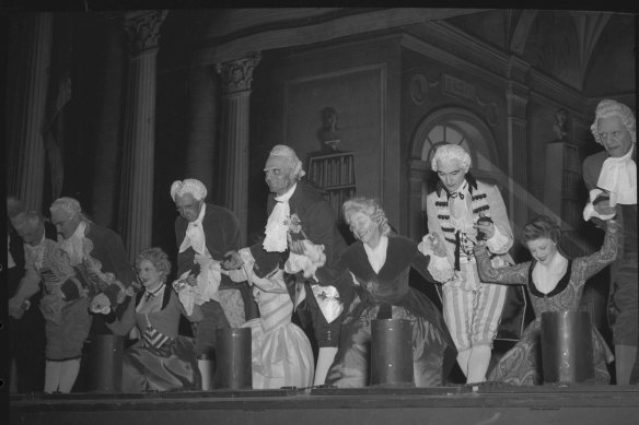 
Sir Laurence Olivier (centre) and the cast of School for Scandal take a bow on opening night, June 29, 1948.