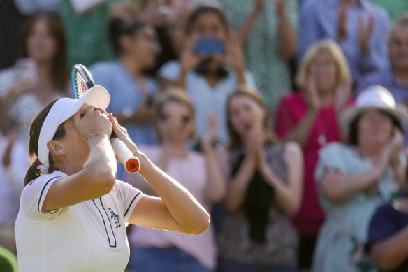 Tomljanovic celebrates winning through to the quarter-finals.