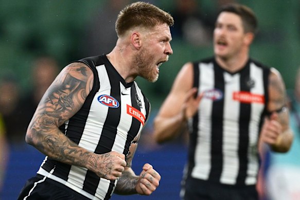 Jordan De Goey is up and about for Collingwood.