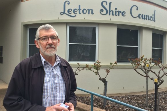 Leeton Mayor Paul Maytom detailed the ridiculous reasons why a hospital’s operating theatre was dormant for years. 
