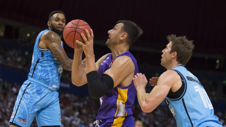 Eyes on the prize: Andrew Bogut moves to shoot against the New Zealand Breakers at Qudos Bank Arena.