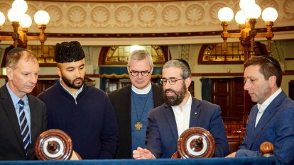 Three faiths converge on St Kilda synagogue