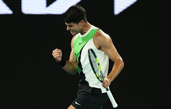 Top-ranked Alcaraz and Sabalenka through to second round at Australian Open