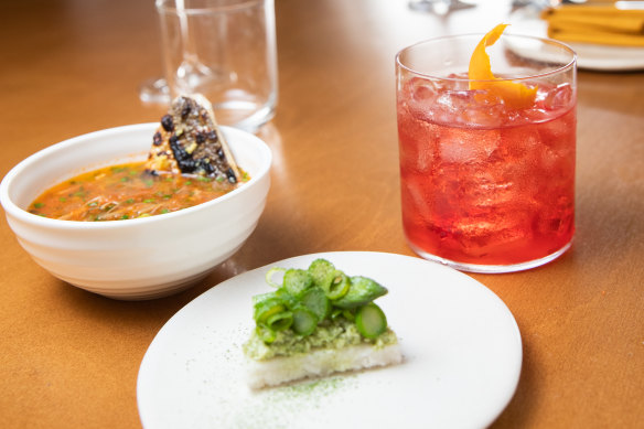 Negroni, Corner inlet salmon and bouillon poisson.