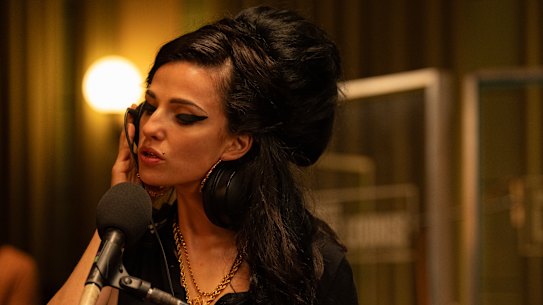 Marisa Abela stars as Amy Winehouse.