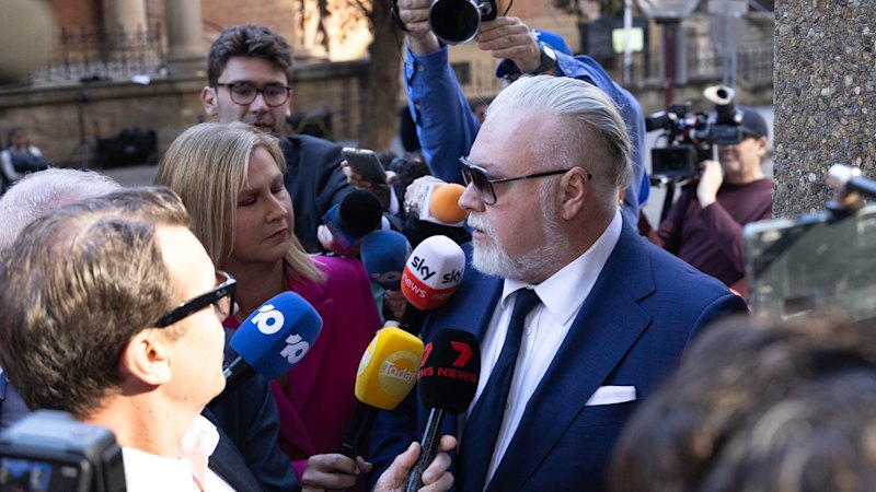 Kyle declares dispute ‘pretty ugly’ as he arrives at court in Rolls-Royce