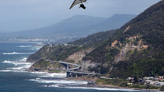 One man is dead and another seriously injured after a hang-gliding accidentat Lennox Head in NSW.