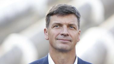 Electric car owners to receive new $15m charging network