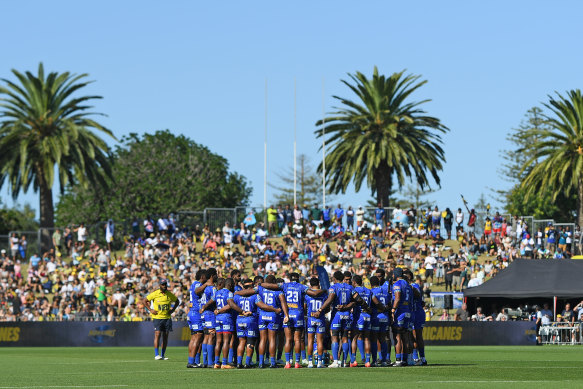 Fijian Drua players huddle before the round two Super Rugby Pacific match between Hurricanes and Fijian Drua at McLean Park.