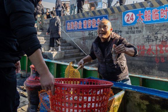 Li Meisong, a fisherman in Pingtan, wants Taiwan and China to be united. 