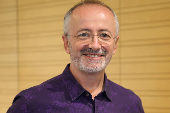 Andrew Denton founded voluntary assisted dying advocacy group Go Gentle Australia. 