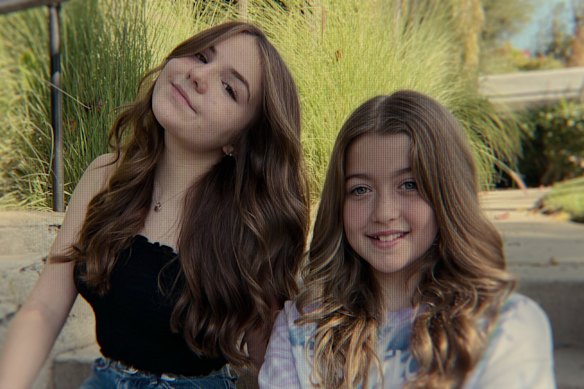 Piper Rockelle (left) and Claire Rock Smith in Bad Influence: The Dark Side of Kidfluencing.