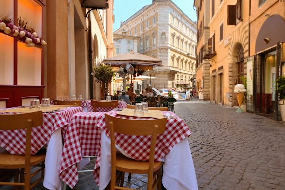 Beware the chequered tablecloth, it’s not usually a winner.