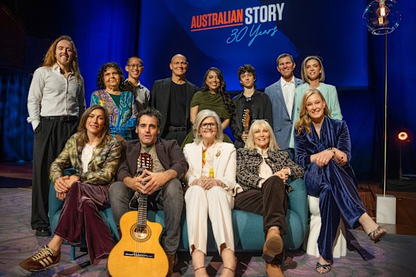 The guests in Australian Story’s 30th anniversary episode (clockwise from back left): Tim Minchin, Mechelle Turvey, Eddie Woo, Michael Klim, Astrid Jorgensen, Chloe Dadd, Mac Shann, Gayle Shann, and (front) Leigh Sales, Deborah Fleming, Sam Mostyn, Alex Lloyd and Claudia Karvan. 