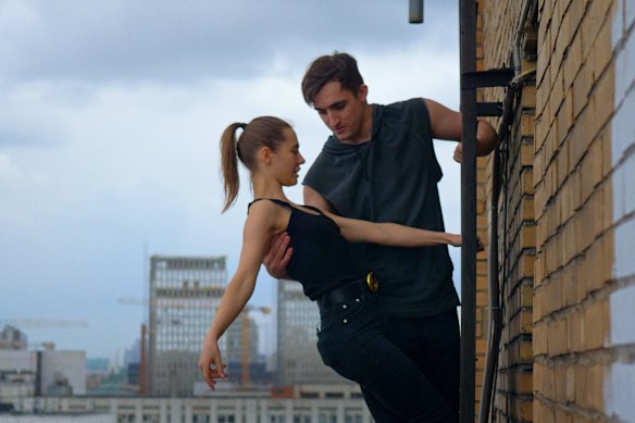 Nikolau and Beerkus in a scene from the documentary Skywalkers: A Love Story.