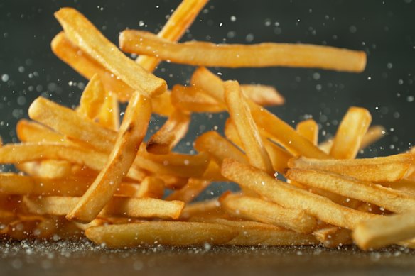 Batatas fritas cozidas em sebo bovino ainda são batatas fritas.