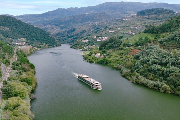 APT’s MS Estrela cruising the Douro River, Portugal.
