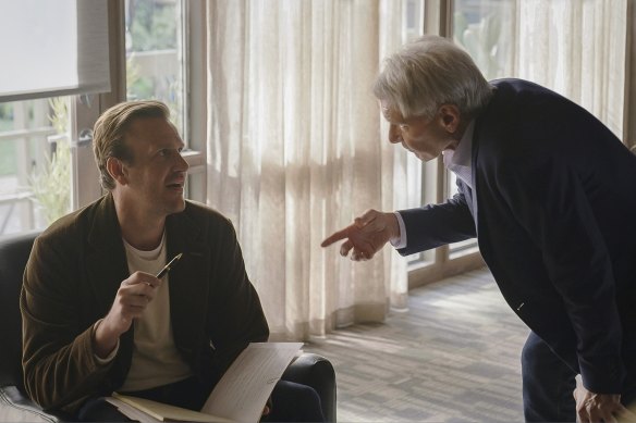 Jason Segel and Harrison Ford in Shrinking: we’re all connected.