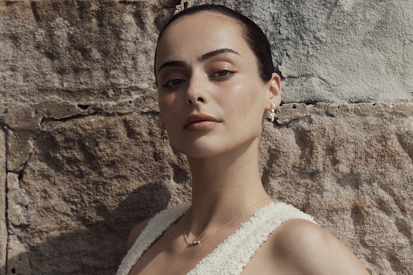 Actor Aubrey Ibrag says she’s in her “minimalist” era, after having phases of dressing with ’50s and ’80s inspiration.