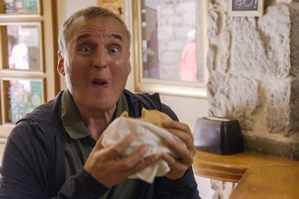 Somebody Feed Phil captures Rosenthal’s wide-eyed, drop-jawed wonder at the food he tastes.