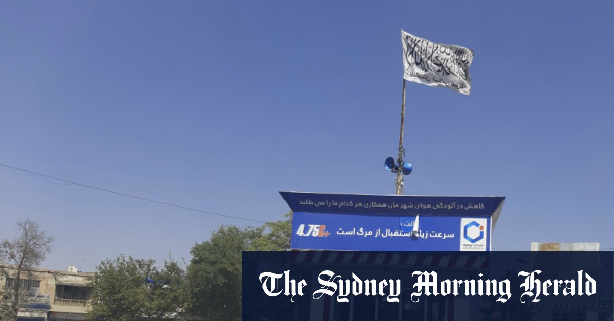 Taliban flag flies again over key Afghan city of Kunduz ...