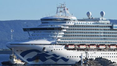The Ruby Princess carrying hundreds of sick crew with possible coronavirus enters Port Kembla.
