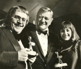 Ernie Sigley and Denise Drysdale with John Wayne at the Logies.