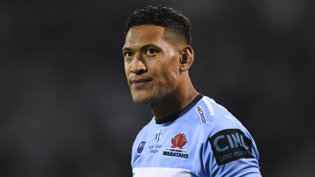 Israel Folau is to be issued a breach notice by Rugby Australia for his controversial social media activity. 