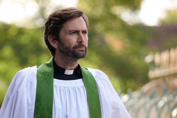 David Tennant stars as a British vicar in the macabre thriller Inside Man.