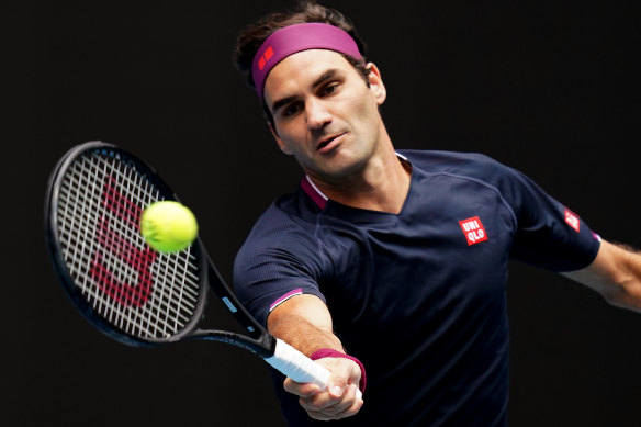 Roger Federer had little trouble moving into the second round.