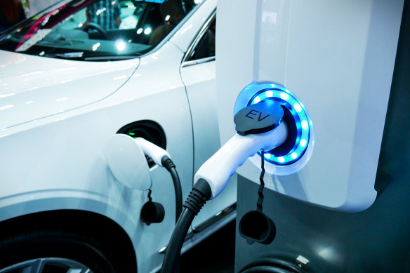 The federal government has promised to invest in a charging network for electric vehicles.