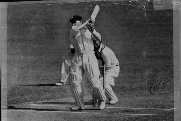 Donald Bradman playing at the SCG in 1947.