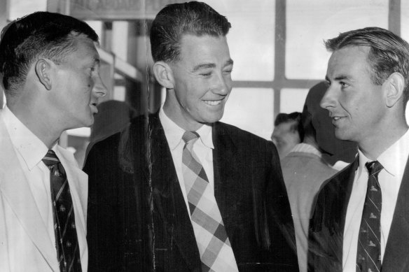 Australian captain Richie Benaud (left) with Keith Slater (center) and Ian Meckiff (right).