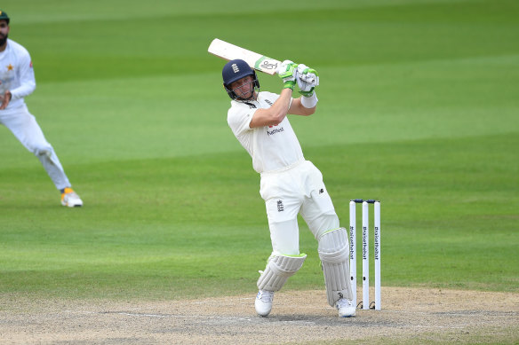Jos Buttler helped set England up for victory.